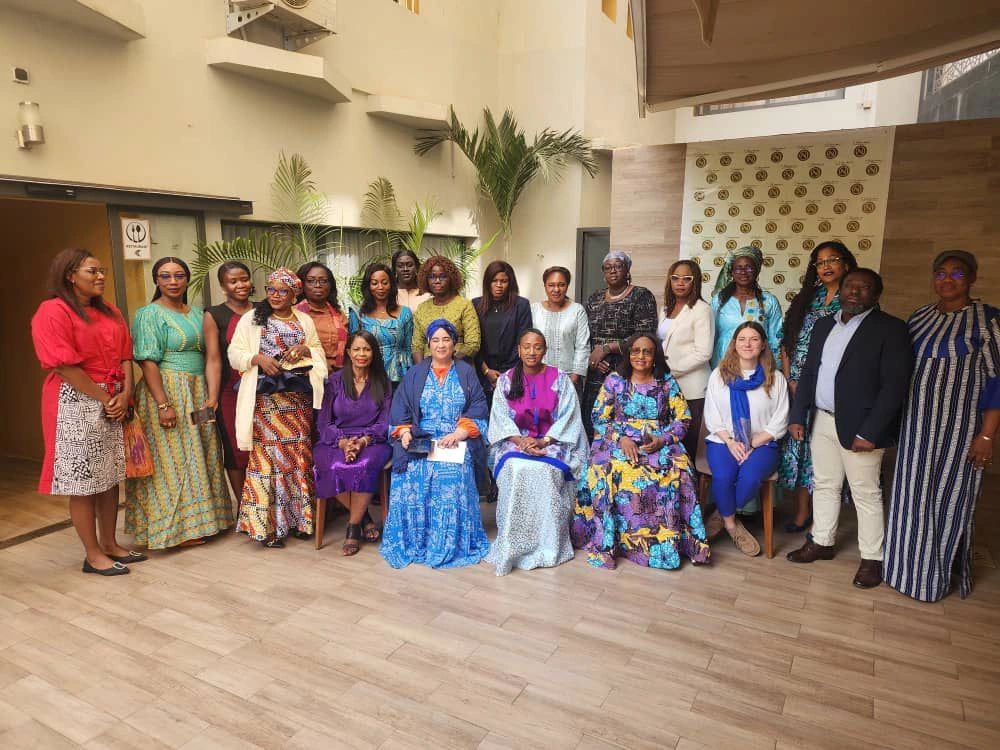 Quand les femmes du secteur extractif se rencontrent, les idées avancent et les alliances se renforcent.